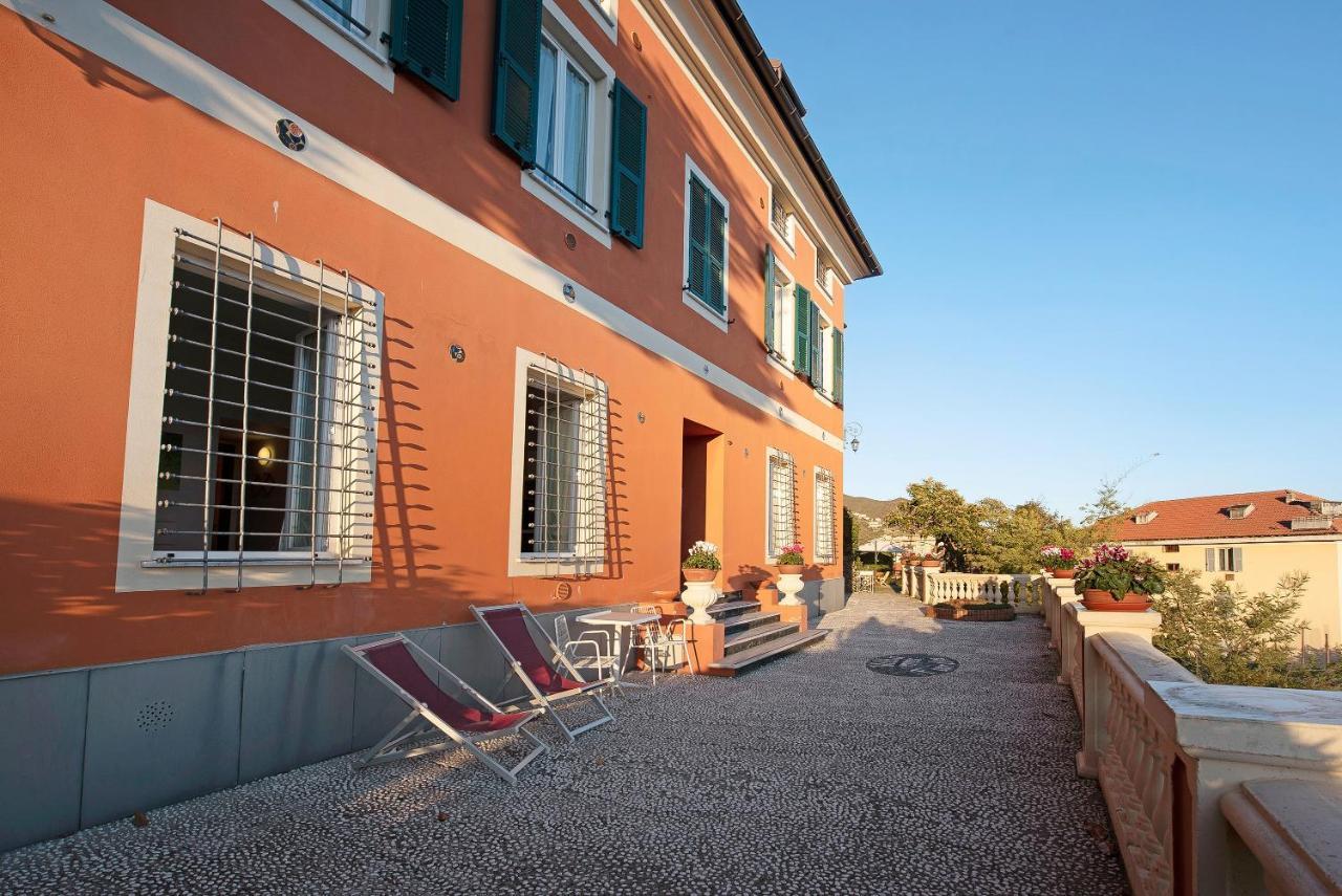 Trilocale in villa vista mare Apt 3 Varazze Esterno foto
